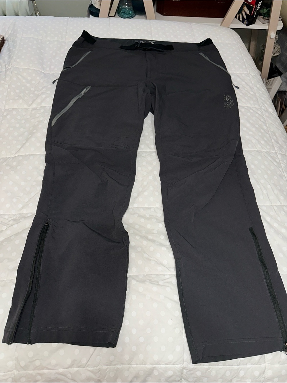 Mountain Hardwear Pants men's  Size XL Cargo Grey  Pants vguc
